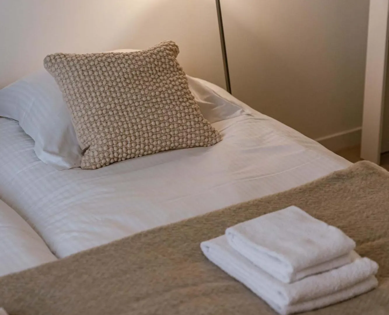 Huswell - Cozy Beach Apartment With Garden Ostend